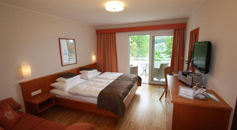 Seehotel Europa Velden am Worthersee Bagian luar foto