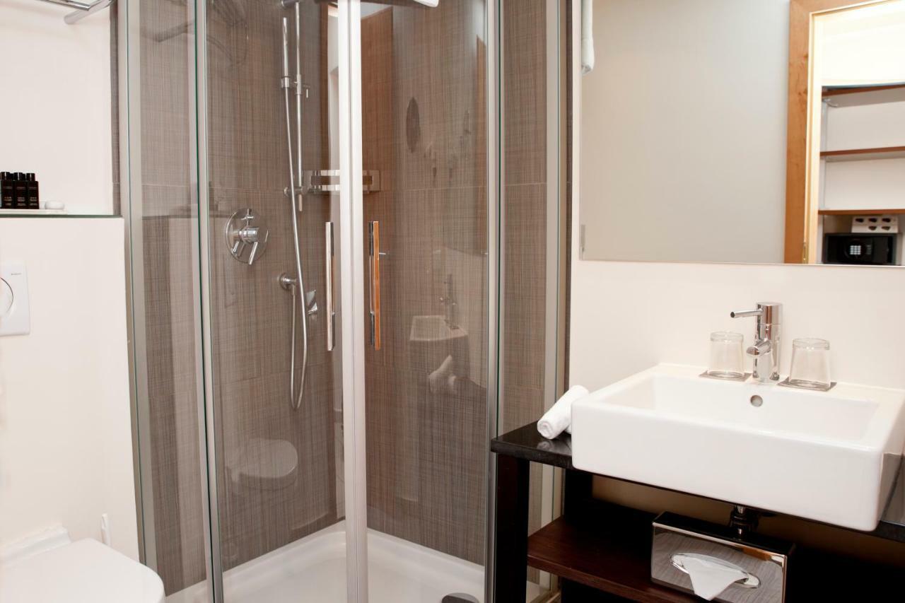 Seehotel Europa Velden am Worthersee Bagian luar foto